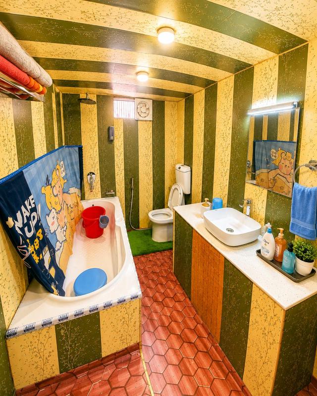 Dal lake Retreat Houseboat - image 5