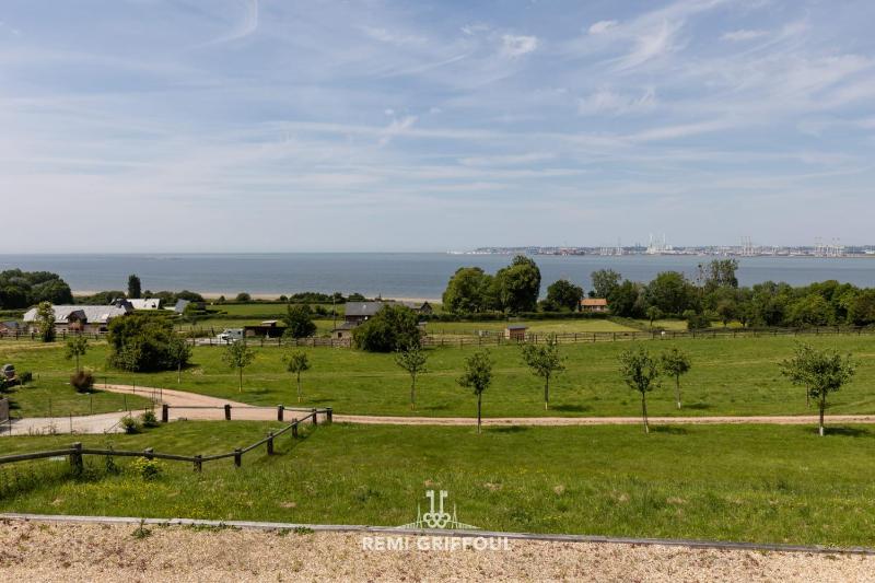 La Petite Tour de lEstuaire Panoramic Sea View & Private Terrace - image 29