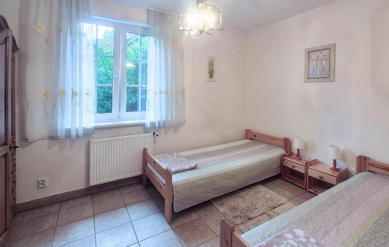 Nice Home In Pobierowo With Wifi - image 15