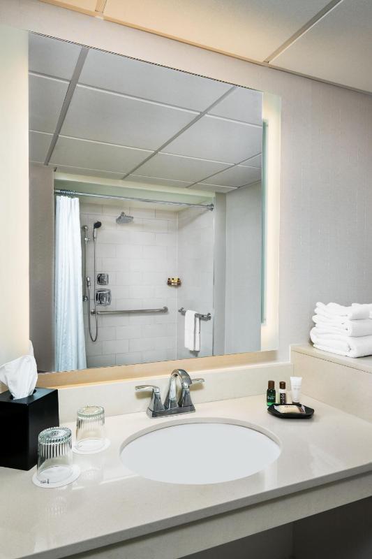 Memphis Riverline Hotel - image 19