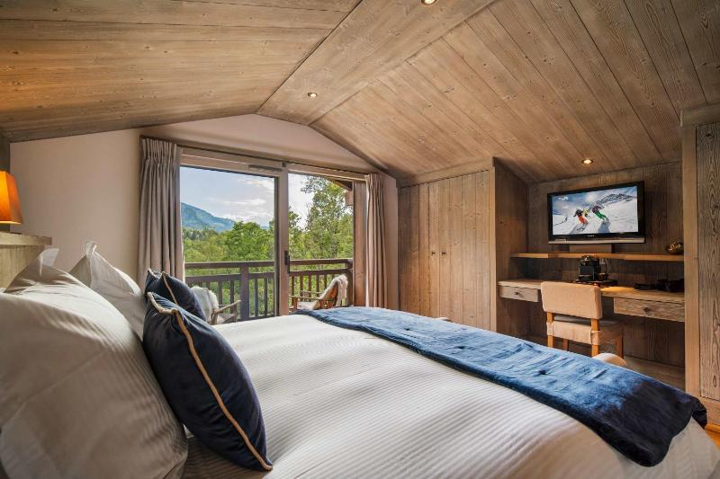Luxury Chalet Sauna Cinema Mont Blanc Views in Megeve - image 47