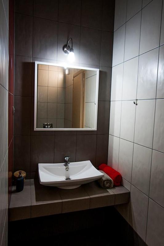 Double Room image 4