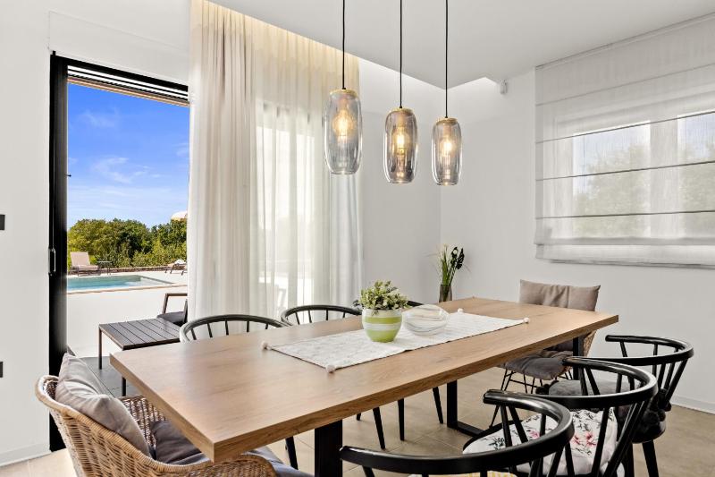 Villa Serena in Central Istria for 8 people with private heated pool - image 25