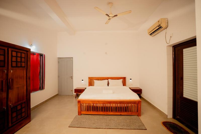 The View - 2 Bedroom Service Villa - image 13