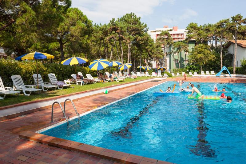 Villa Costanza - image 2