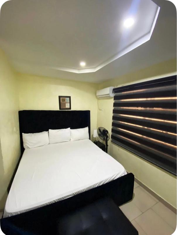 Elegant 2-BR In Ologolo Lekki PEA - image 3