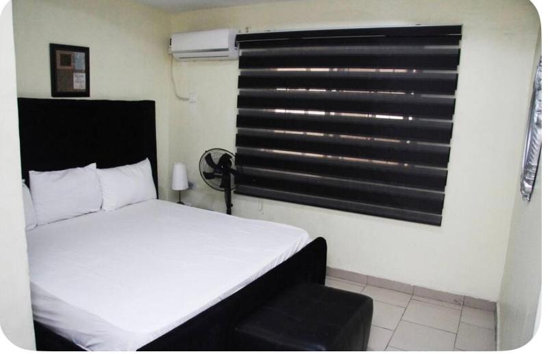 Elegant 2-BR In Ologolo Lekki PEA - image 2