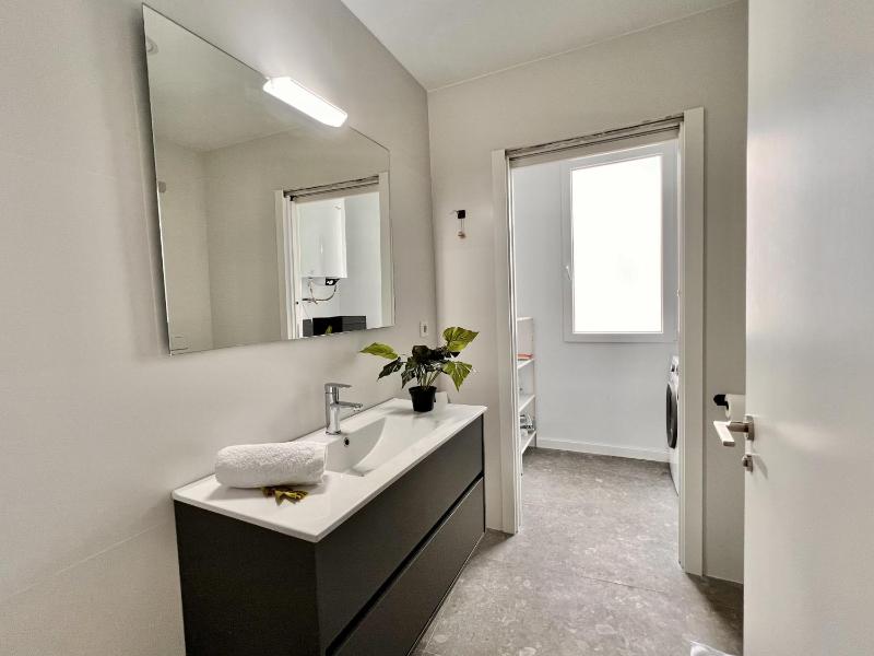 Premium Penthouse Seasonal Rental - image 9