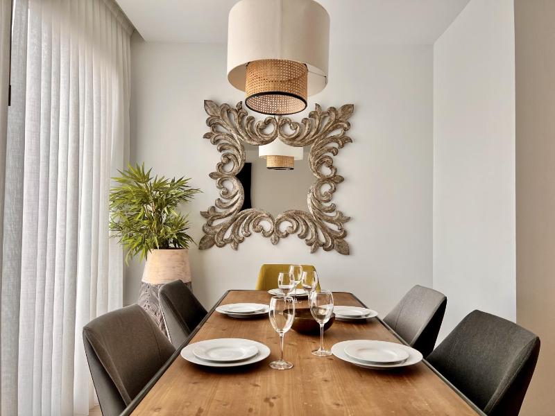 Premium Penthouse Seasonal Rental - image 15