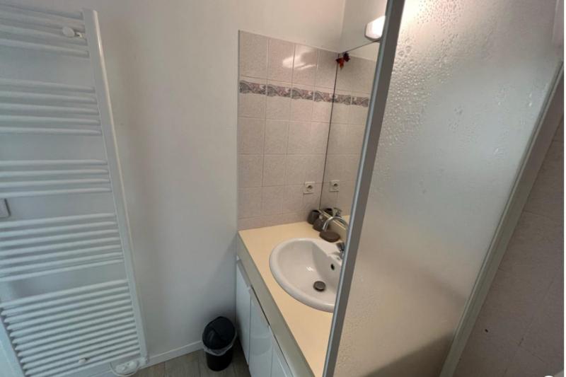 Flat With Swimming Pool Close To The Beach - image 10