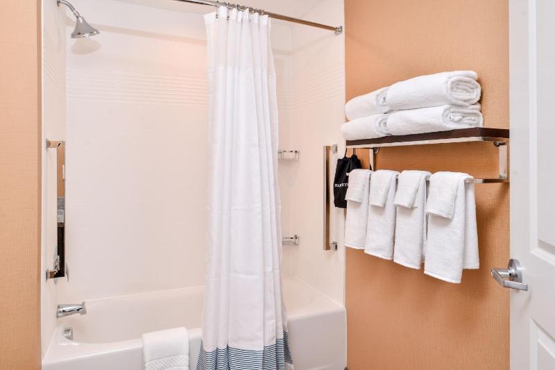 TownePlace Suites by Marriott Charleston-West Ashley - image 25
