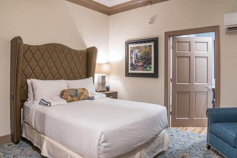 Andrew Pinckney Inn - image 36