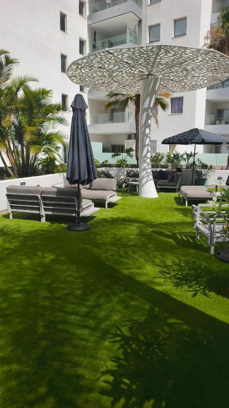 3 Bedroom Ocean Garden Apartment Heated Pool & Parking PP207 - image 46