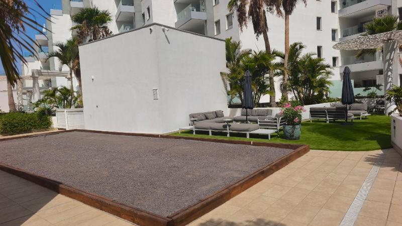 3 Bedroom Ocean Garden Apartment Heated Pool & Parking PP207 - image 41