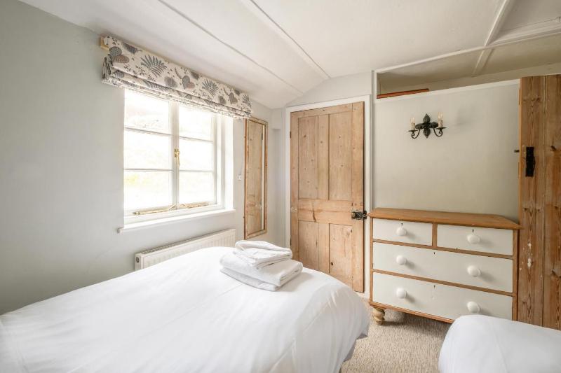 Ginnys Cottage by Aldeburgh Coastal Cottages - image 16