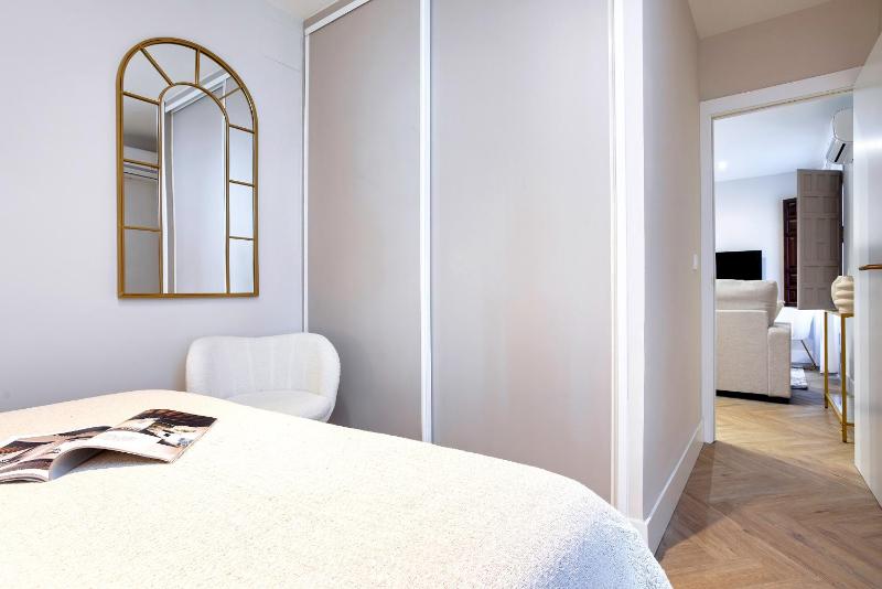 Genteel Home Santa Ines - image 4