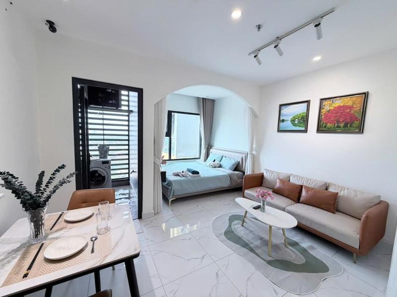 1 Br near Vincom Mega Mall- Vinhomes Grand Park - image 35