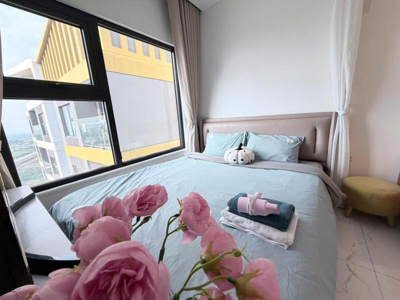 1 Br near Vincom Mega Mall- Vinhomes Grand Park - image 32