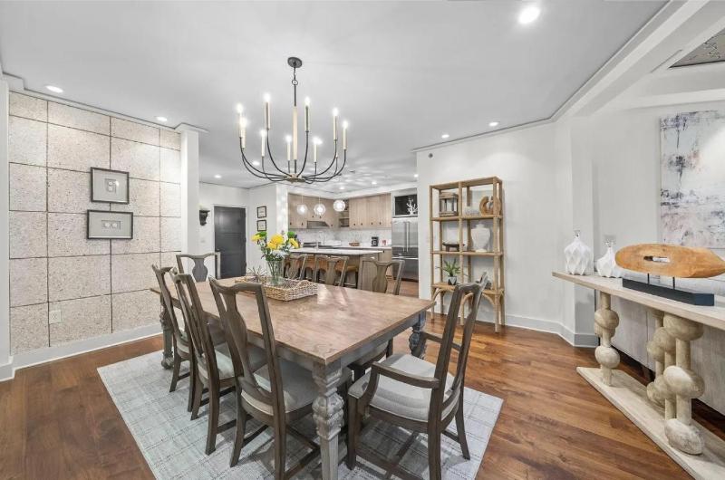 Refined 3BR Beach Retreat - image 11