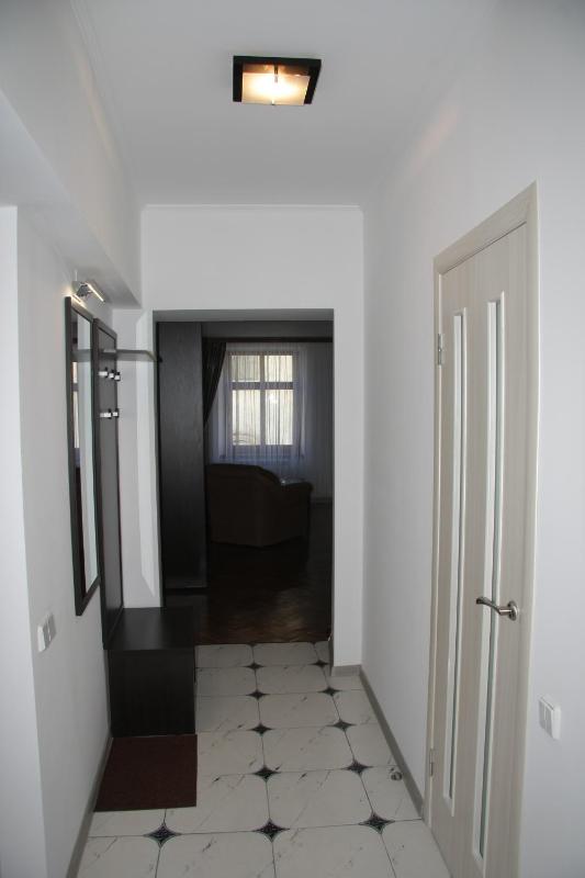Apartment on Virmenska street 2 - image 1