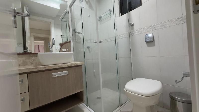 Spacious Apartment in a Beachfront Building - image 11