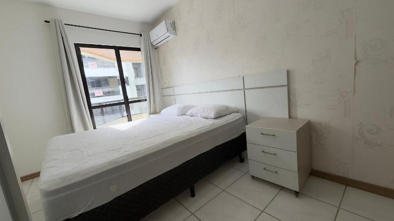 Apartment with ocean view - image 15