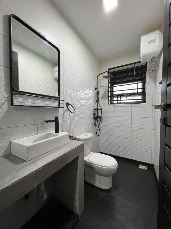 DLK Living Apartments - L1 Town House - image 14