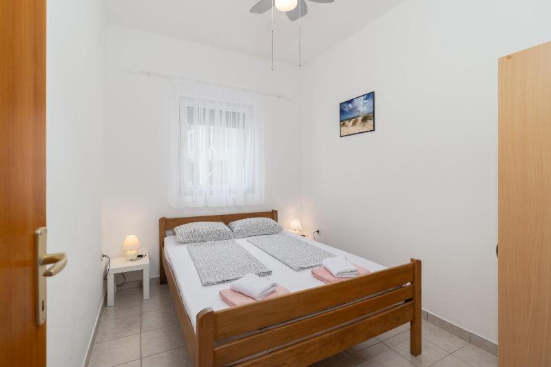 Apartments Ivica - image 17