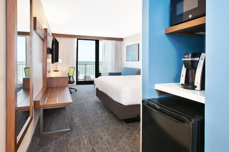 Holiday Inn Express & Suites VA Beach Oceanfront by IHG - image 44