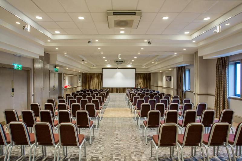 Crowne Plaza Leeds By IHG - image 33