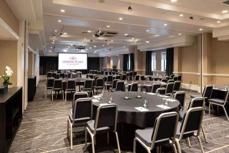Crowne Plaza Leeds By IHG - image 21