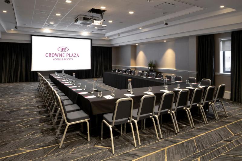 Crowne Plaza Leeds By IHG - image 32