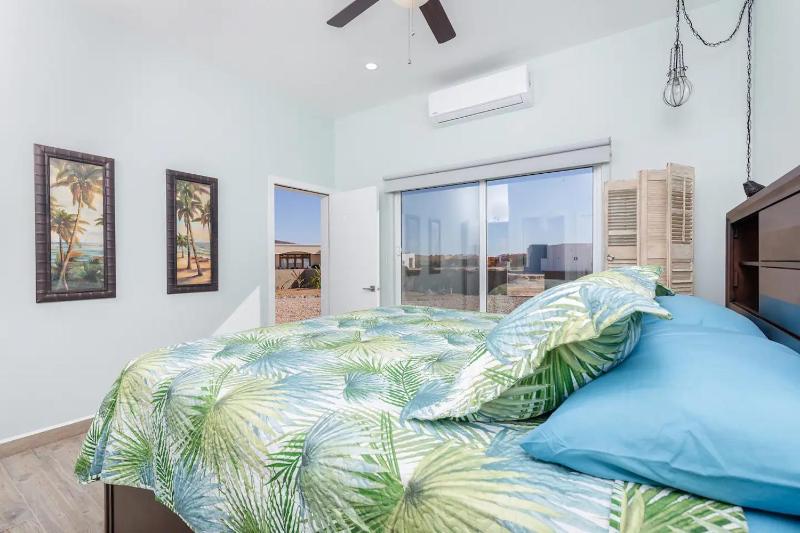 Beachfront Home Luxury Laguna Shores Resort - image 38