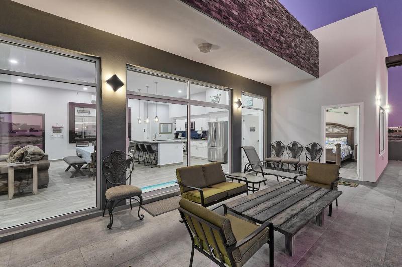 Beachfront Home Luxury Laguna Shores Resort - image 27
