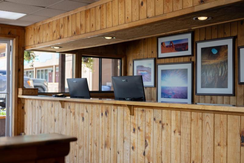 Big Horn Lodge - image 44