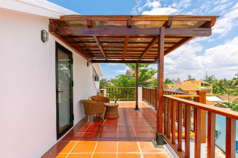 Salt Villa 5BR Beachside by HÙA Homes - image 6