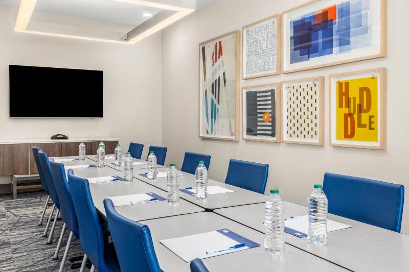 Holiday Inn Express And Suites Phoenix West Tolleson By IHG - image 38