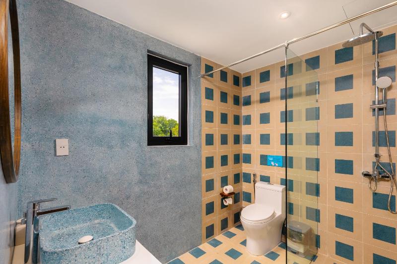 Salt Villa 5BR Beachside by HÙA Homes - image 14