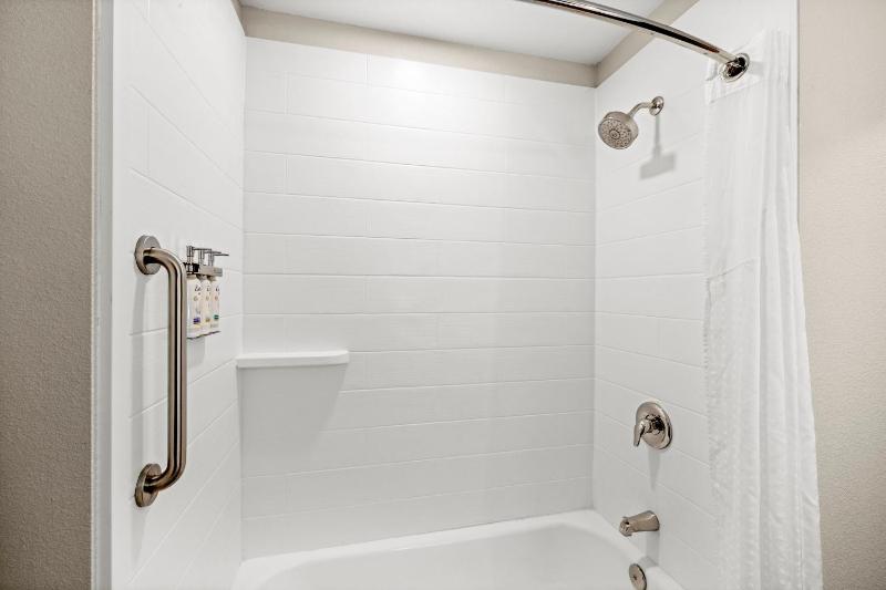 Holiday Inn Express And Suites Phoenix West Tolleson By IHG - image 36
