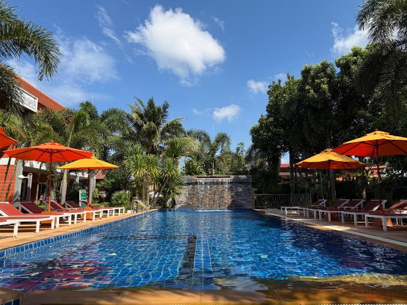 Bambootel Lanta Resort - image 3