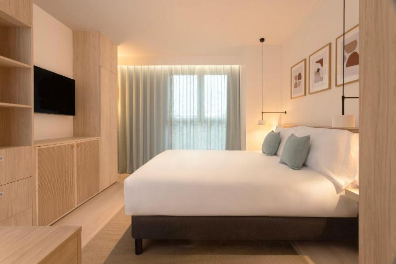 Staybridge Suites Malaga By IHG - image 39