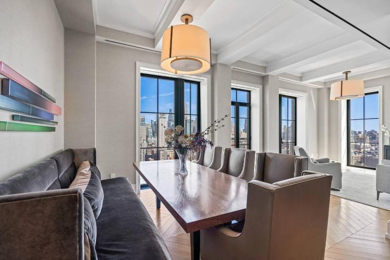 Penthouse Modern Spacious bedrooms - image 3