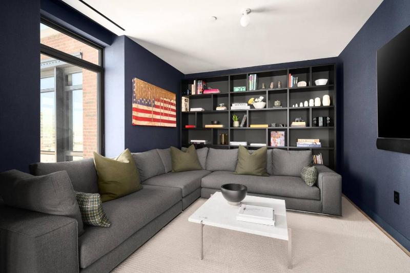 Cozy Apartment with Scenic View - image 14