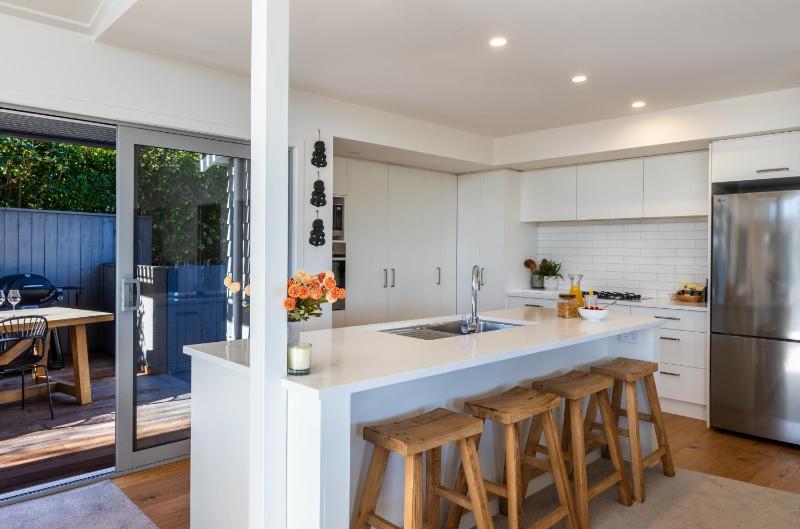 Views on Beachman - image 34