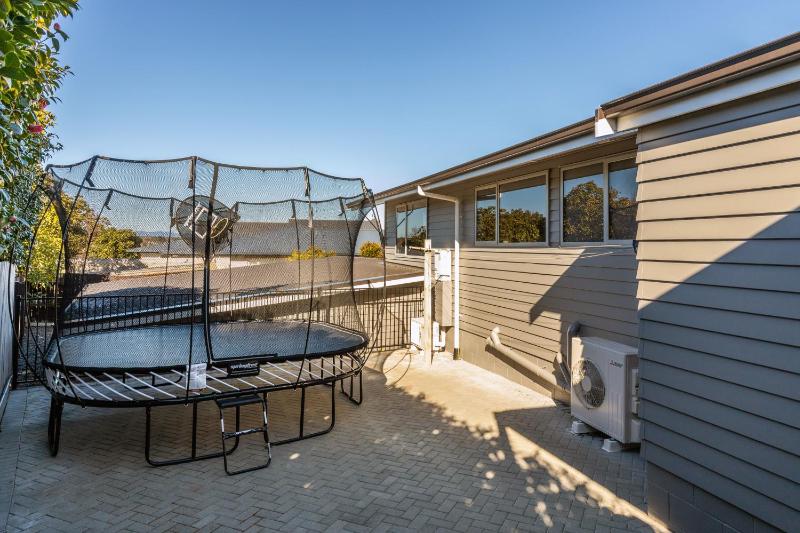 Views on Beachman - image 22