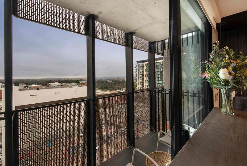 Family friendly apartment in CBD - image 7