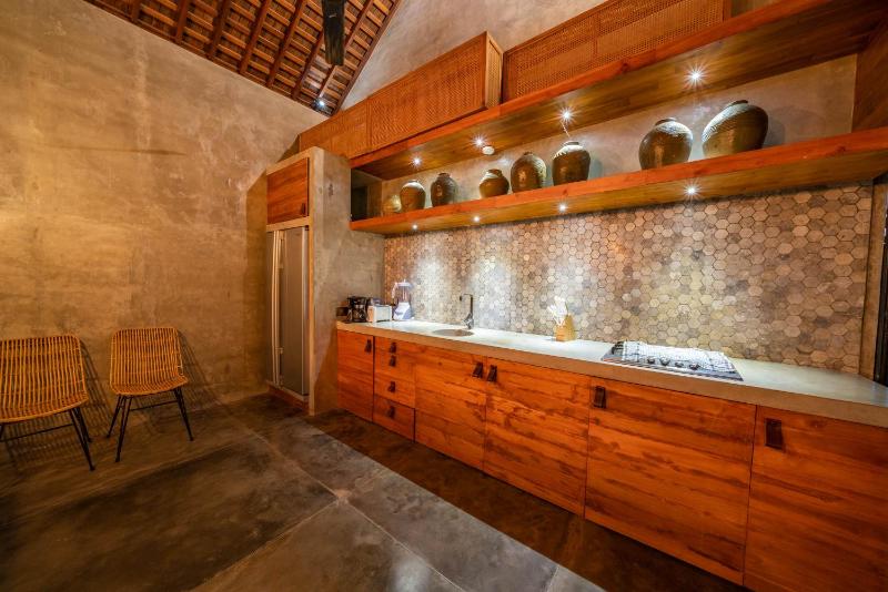 Wirtiga - Elegant 3bdr villa in the heart of Canggu! PROMO! - image 28