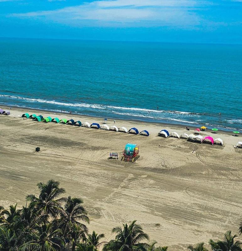 Elessa Beachfront Apartment Ocean Views in Morros - image 3
