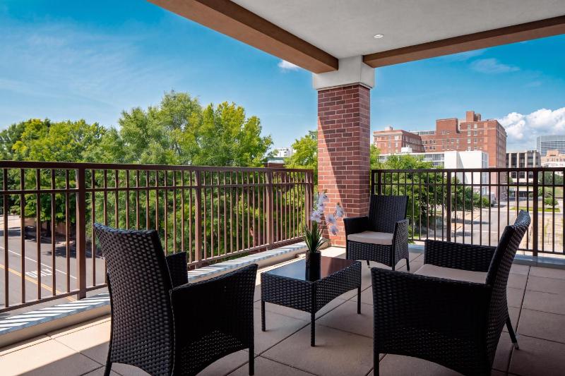 Home2 Suites by Hilton Memphis Downtown - image 28