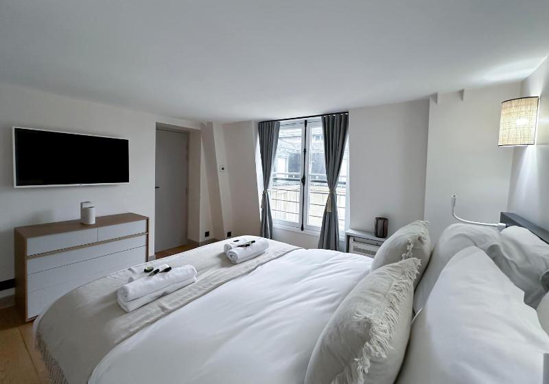 Apartment with lift saint-germain-des-pres - image 4